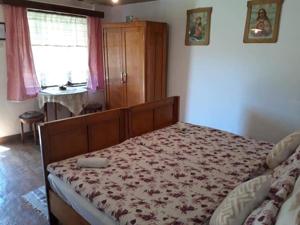 Snasini Kucari Bed & Breakfast Gradiste Luaran gambar