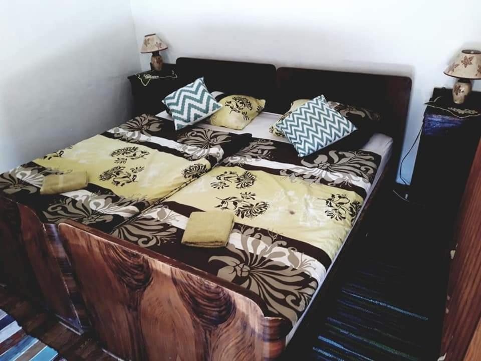 Snasini Kucari Bed & Breakfast Gradiste Luaran gambar